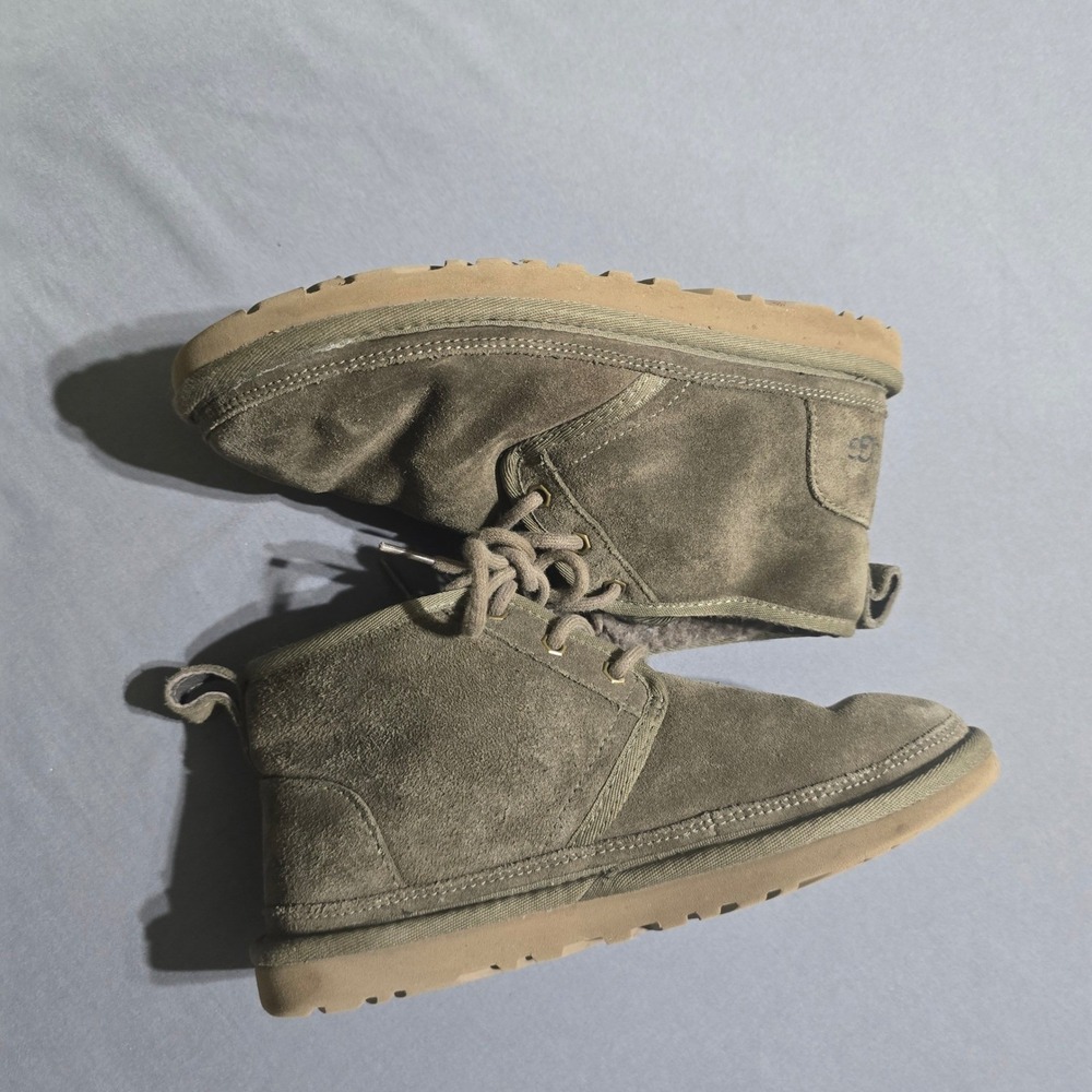 UGG Neumel Chukka Boots Women Size 6 Olive Green Suede Lace Up 1094269